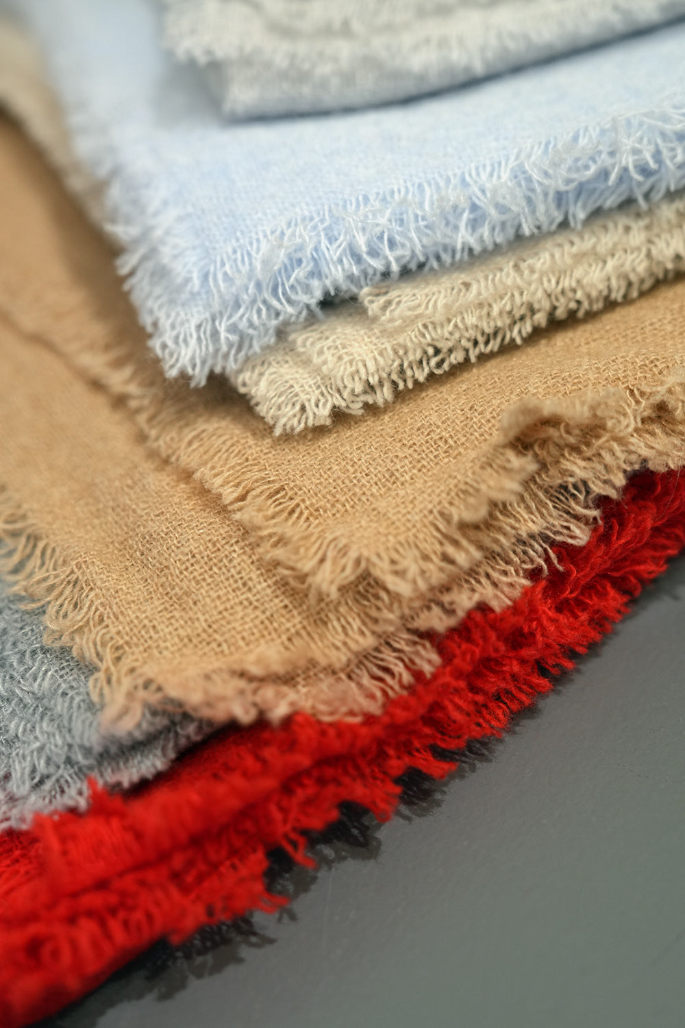 Quelara Wool Stola - taupe