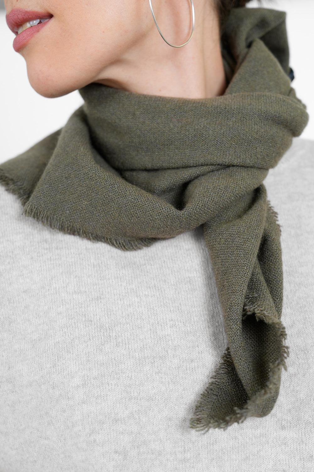 Claire Wool Scarf - olive