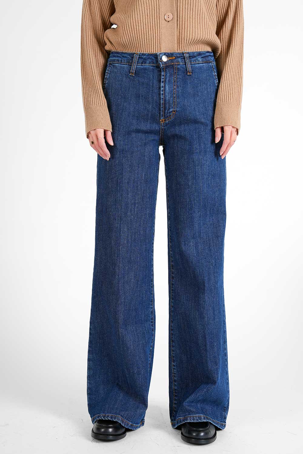 Jean Stockholm - light blue washed