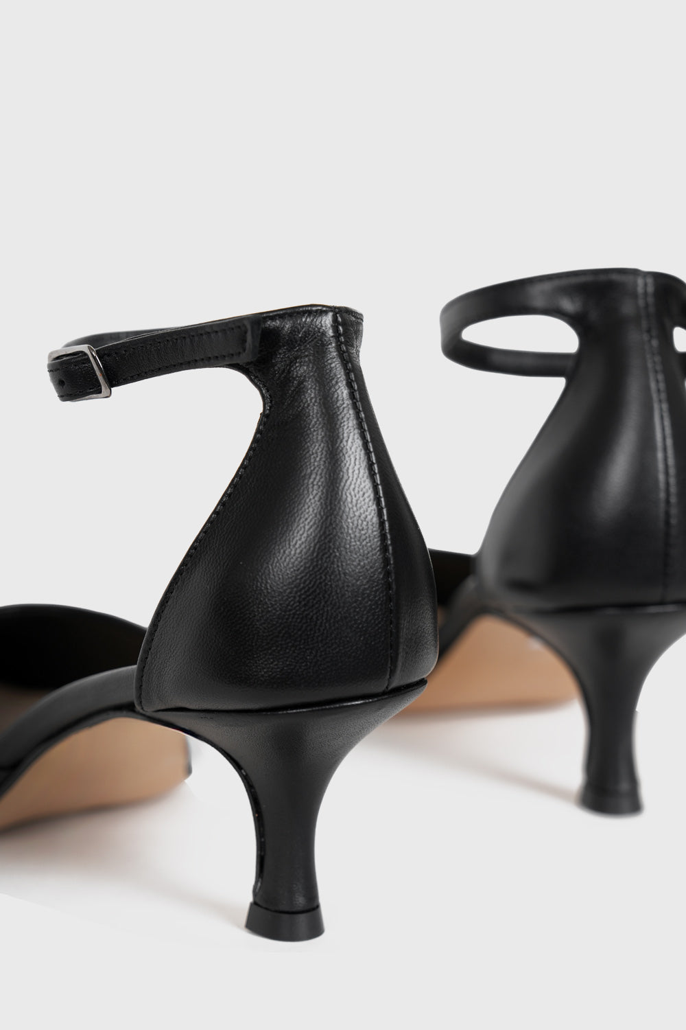 Linda Nap Shoe - black