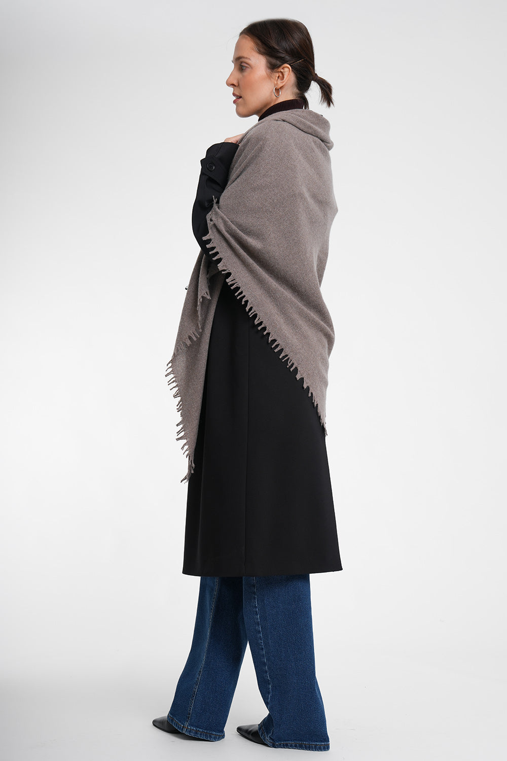 Quelara Wool Stola - taupe
