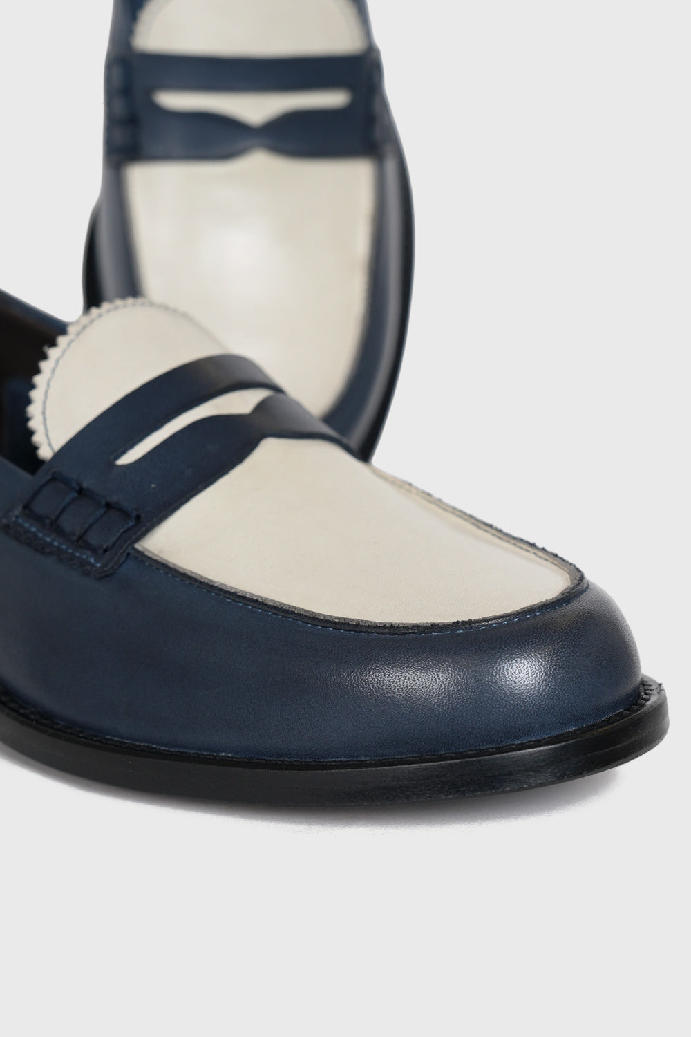 William Vit Shoe - blue cream
