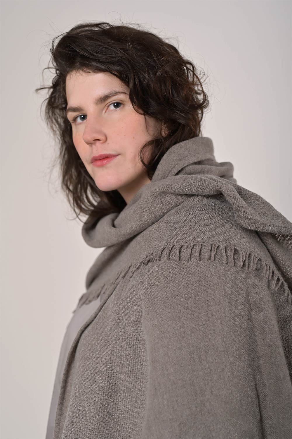 Quelara Wool Stola - taupe